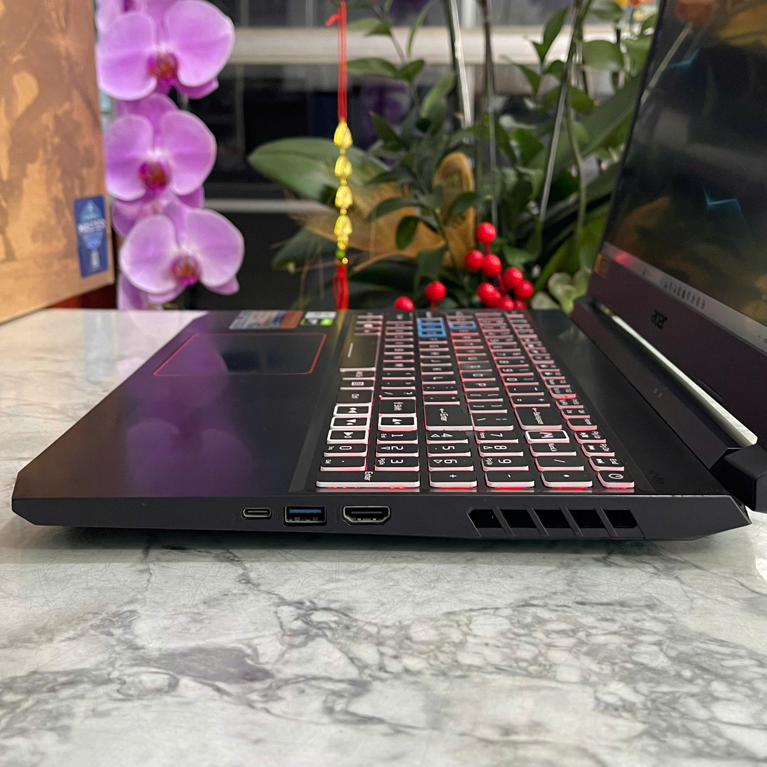 Acer Nitro 5 AN515-55-5304 Core I5-10300H Ram 16gb Ssd 512gb GeForce GTX 1650Ti 4GB Màn Hình 15.6″ FHD IPS 60Hz.