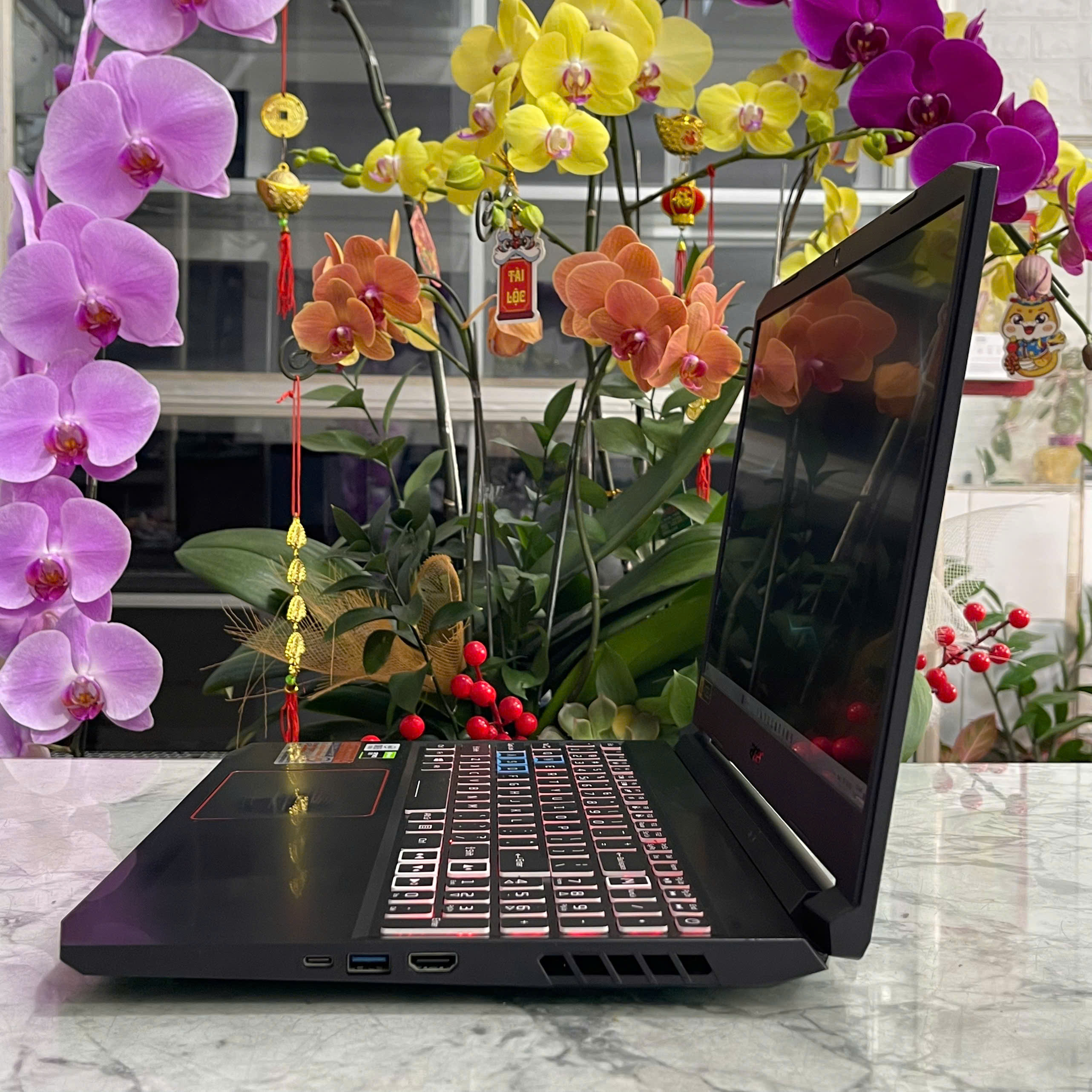 Acer Nitro 5 AN515-55-5304 Core I5-10300H Ram 16gb Ssd 512gb GeForce GTX 1650Ti 4GB Màn Hình 15.6″ FHD IPS 60Hz.