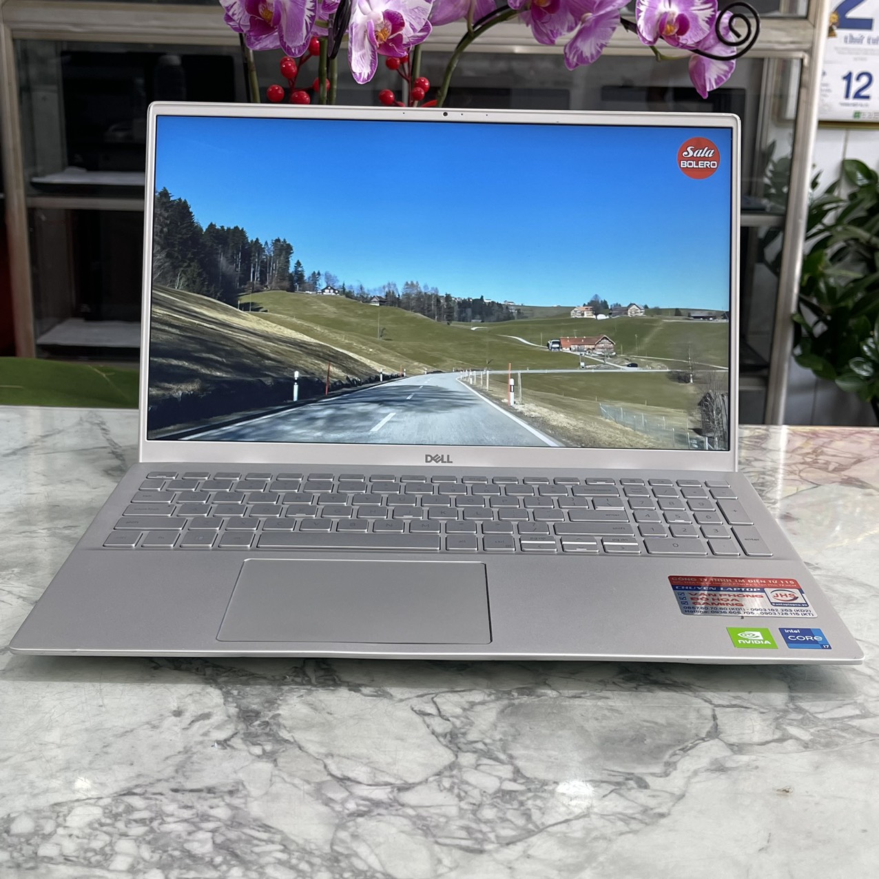 Dell Inspiron 5502 Core I7-1165G7 Ram 16gb Ssd 512gb Card MX330 2GB Màn Hình 15.6'' Fhd IPS