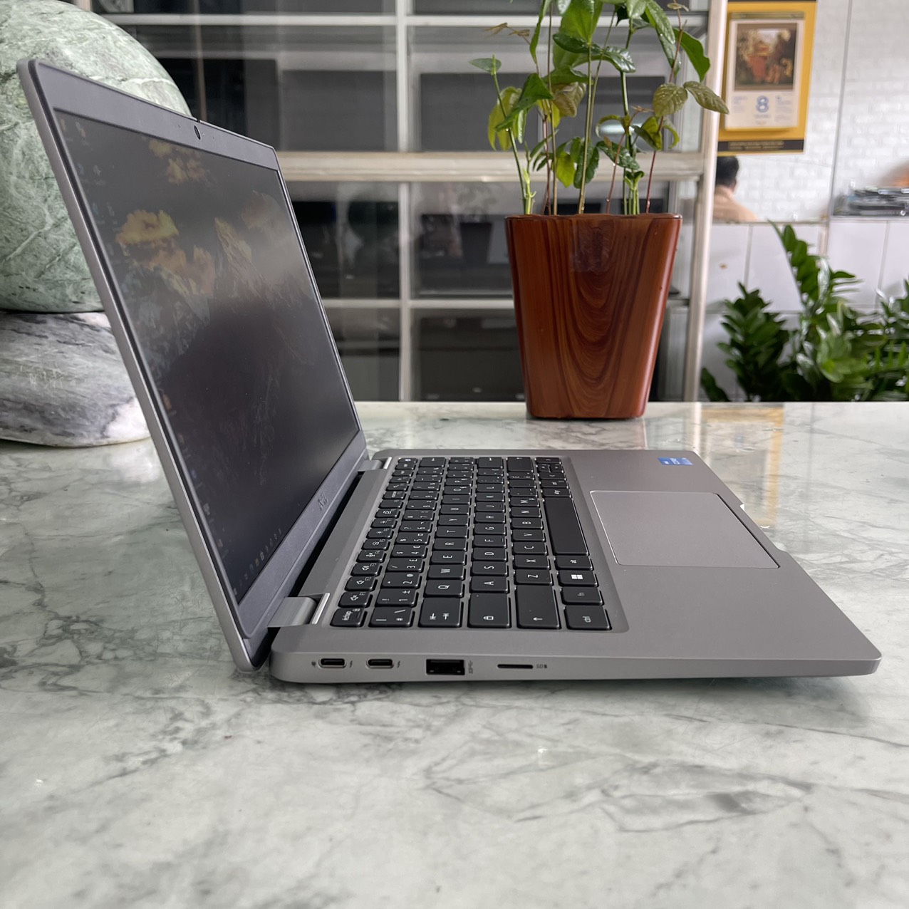 Dell Latitude 5320 Core I5-1135G7 Ram 16gb Ssd 256gb Màn Hình 13.3''Inch FHD IPS 
