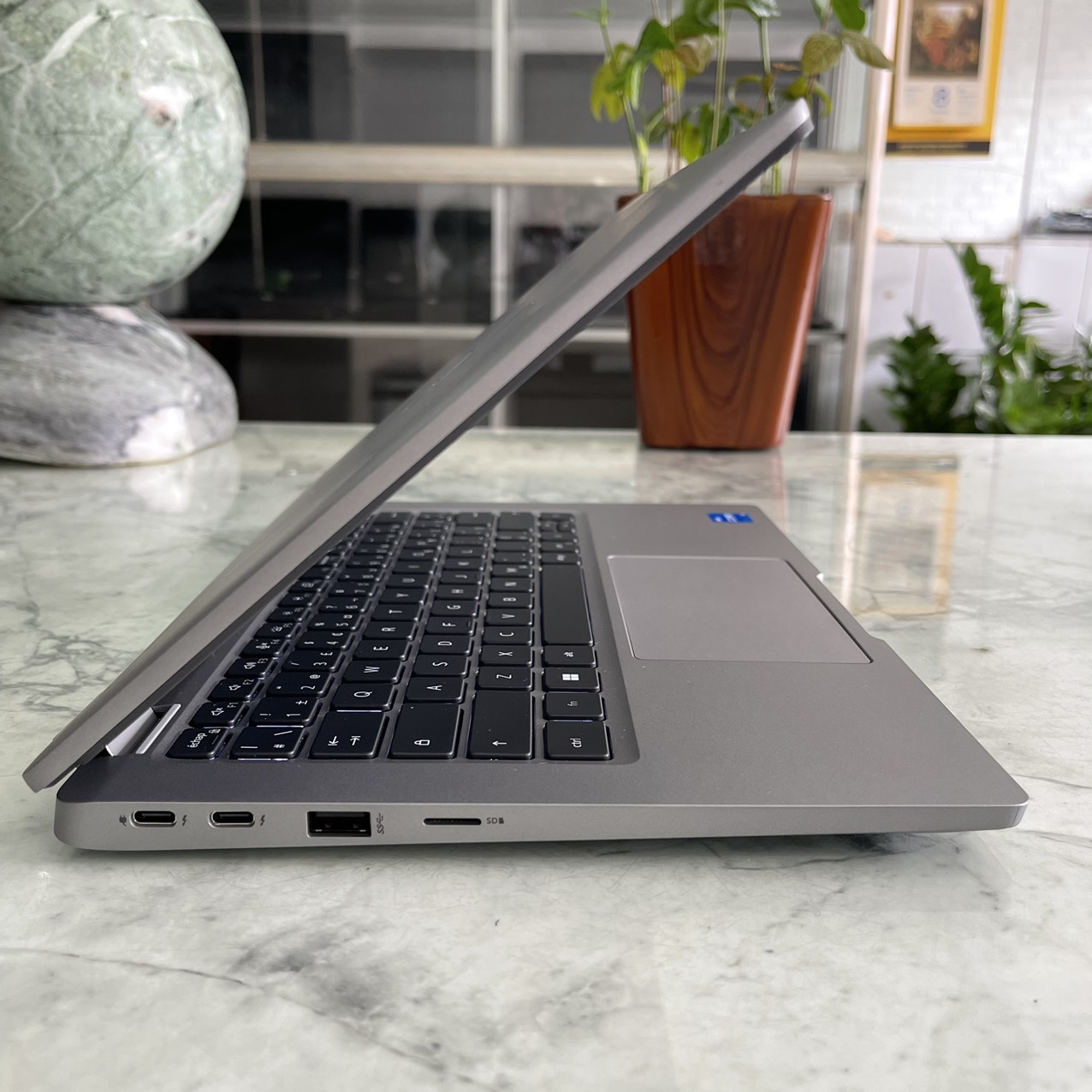 Dell Latitude 5320 Core I5-1135G7 Ram 16gb Ssd 256gb Màn Hình 13.3''Inch FHD IPS 