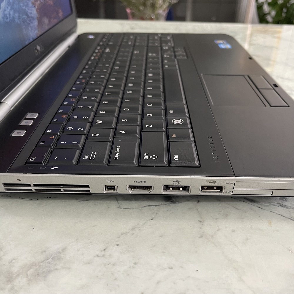 Dell Latitude E5520 Core I5-2520M Ram 4gb Ssd 128gb  Màn 15.6″ Inch
