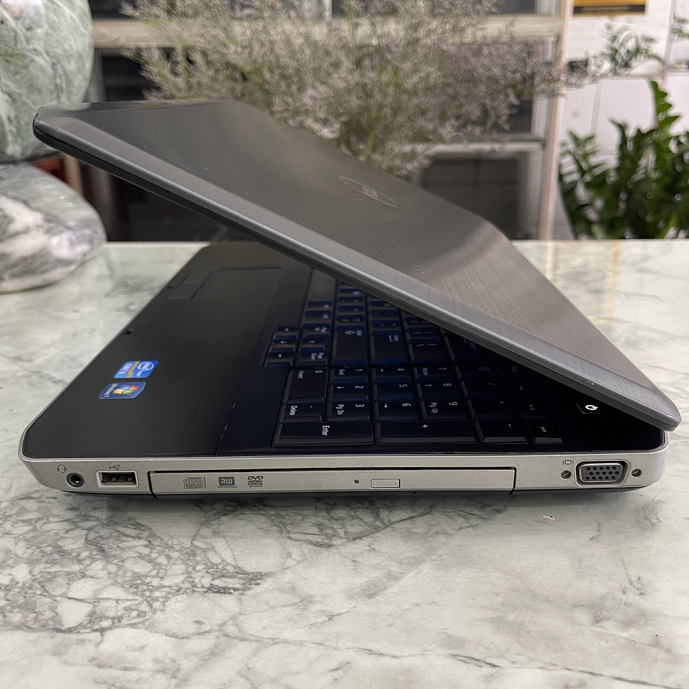 Dell Latitude E5520 Core I5-2520M Ram 4gb Ssd 128gb  Màn 15.6″ Inch