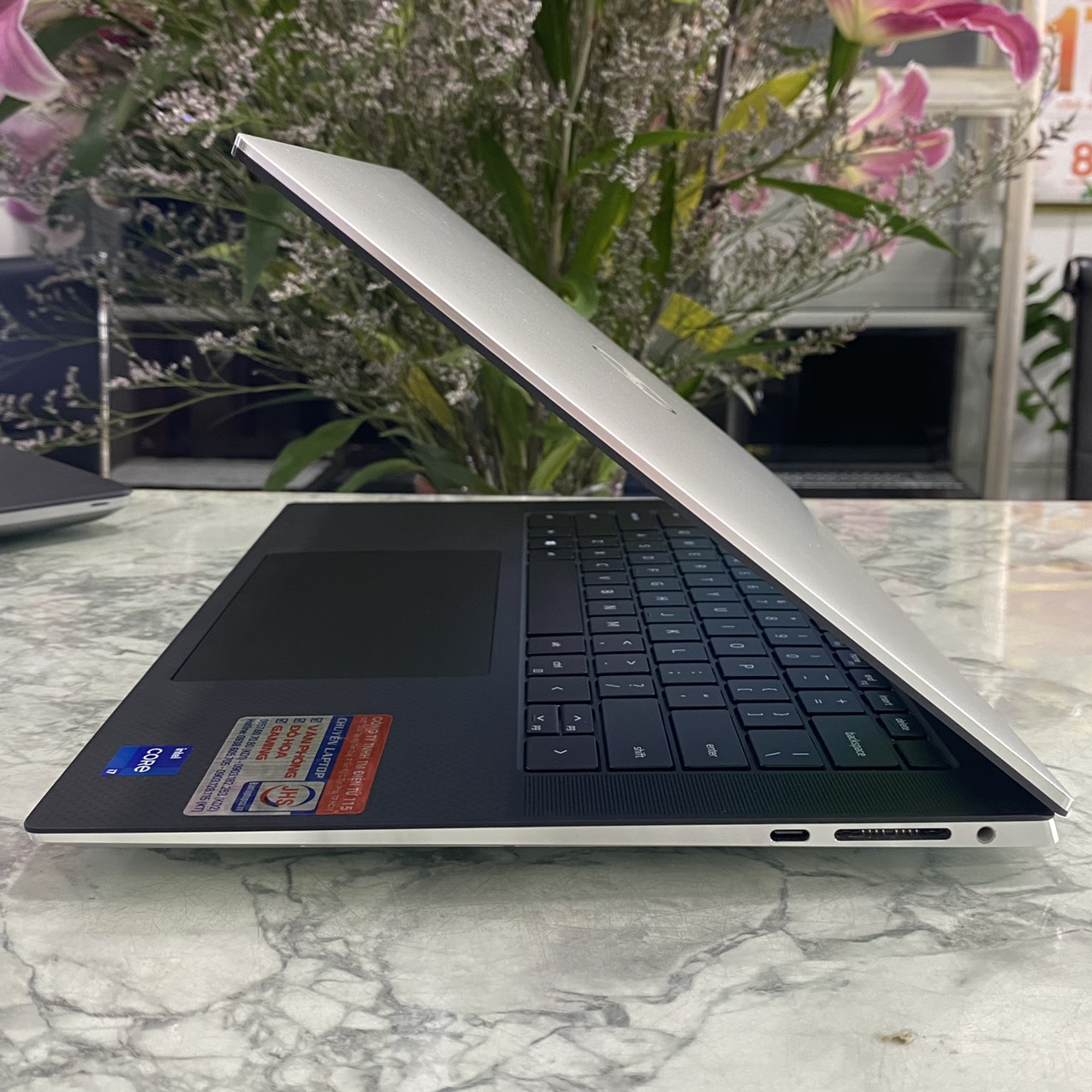 Đồ Họa - Gaming Dell XPS 15 9510 Máy LikeNew Core I9-11900H Ram 32gb Ssd 512gb Card RTX3050(4GB GDDR6) Màn Hình 15.6’’ Inch FHD