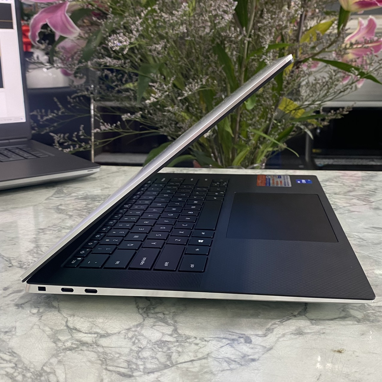 Đồ Họa - Gaming Dell XPS 15 9510 Máy LikeNew Core I9-11900H Ram 32gb Ssd 512gb Card RTX3050(4GB GDDR6) Màn Hình 15.6’’ Inch FHD