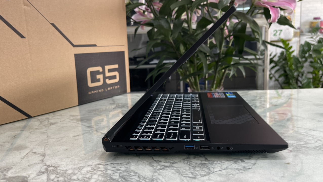 Gaming - Đồ Họa Gigabyte  G5 GE-AX211NGW (Máy LikeNew-Full Box-Còn Bảo Hành Hãng) Core I5-12500H Ram 8gb Ssd 512gb  Card RTX3050 4GB Màn Hình 15.6''Inch Fhd IPS 144Hz