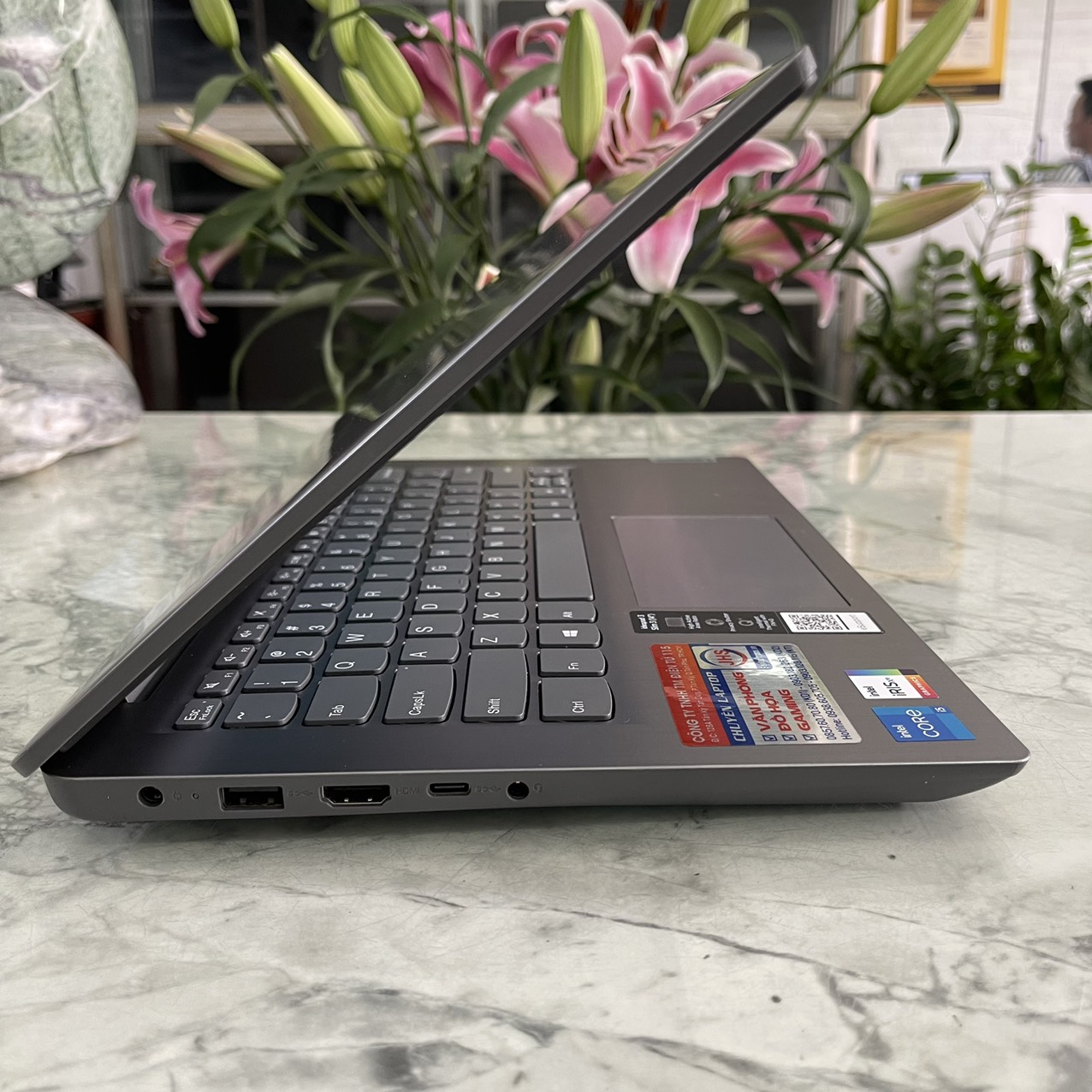 Lenovo Ideapad 3 14ITL6 (82H7009JSB) Máy LikeNew  Core I5-1135G7 Ram 8gb Ssd 512gb Màn Hình 14.0'' FullHD IPS