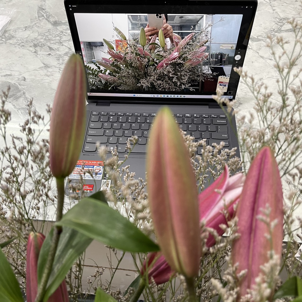 Lenovo IdeaPad Flex 5 14ALC7 Máy LikeNew Ryzen 7 5700U Ram 16gb Ssd 512gb Màn Hình 14.7" Inch WUXGA Touchscreen,Xoay gập 360
