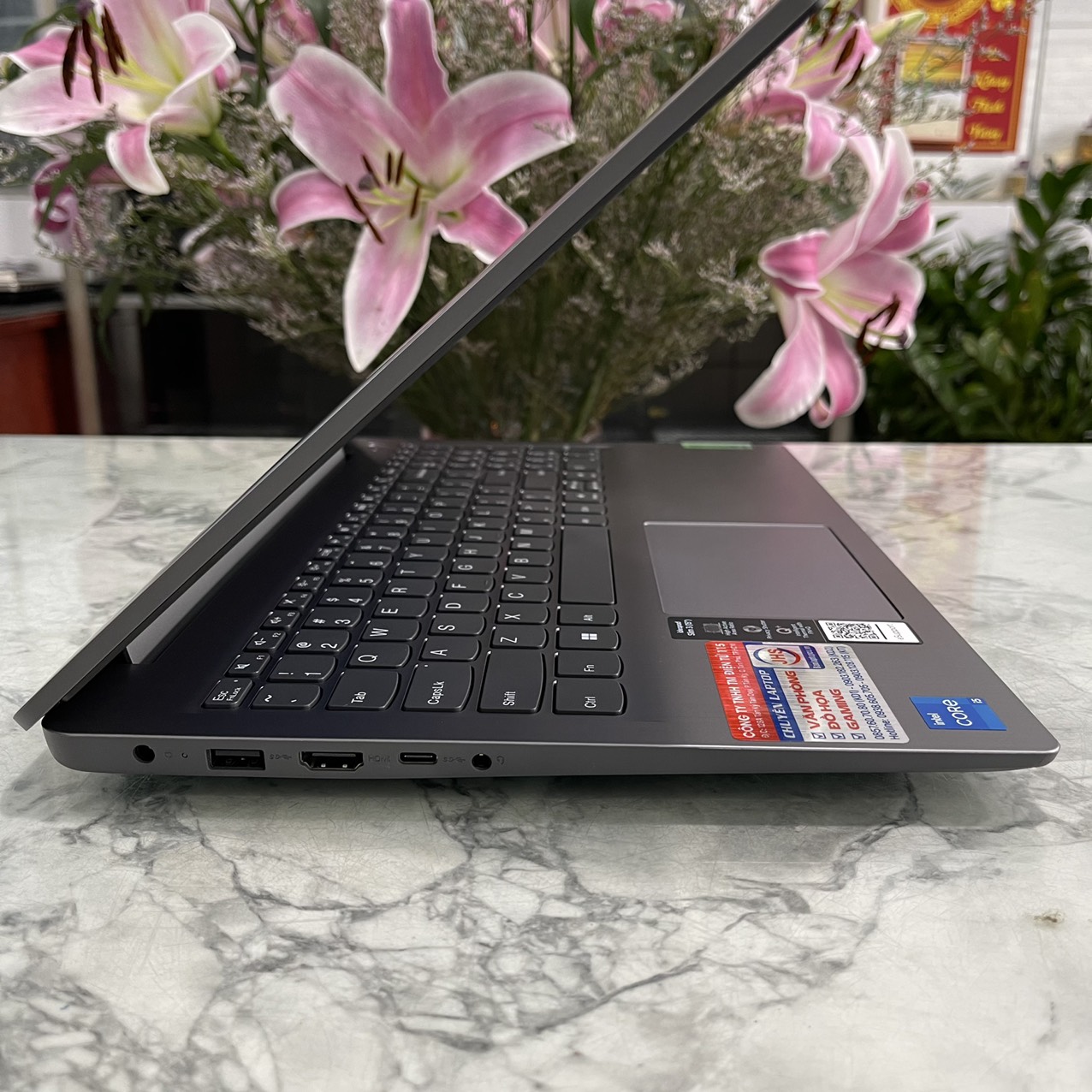 Lenovo IdeaPad Slim 3 15ITL6  Máy LikeNew  Core I5-1155G7 Ram 8gb Ssd 512gb Màn Hình 15.6'' FullHD IPS