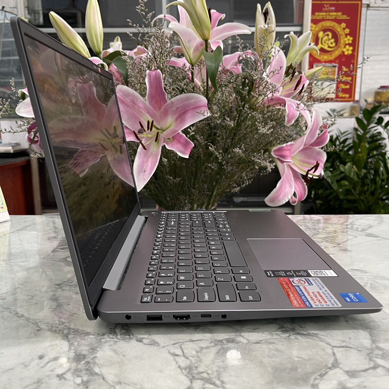 Lenovo IdeaPad Slim 3 15ITL6  Máy LikeNew  Core I5-1155G7 Ram 8gb Ssd 512gb Màn Hình 15.6'' FullHD IPS