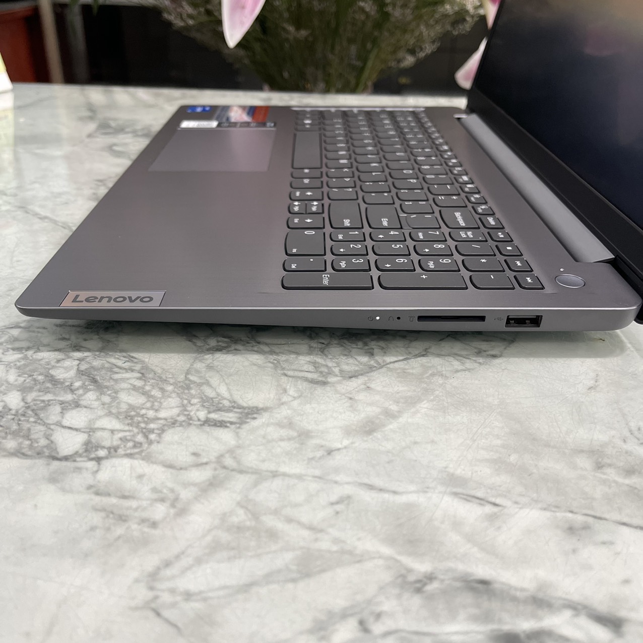Lenovo IdeaPad Slim 3 15ITL6  Máy LikeNew  Core I5-1155G7 Ram 8gb Ssd 512gb Màn Hình 15.6'' FullHD IPS