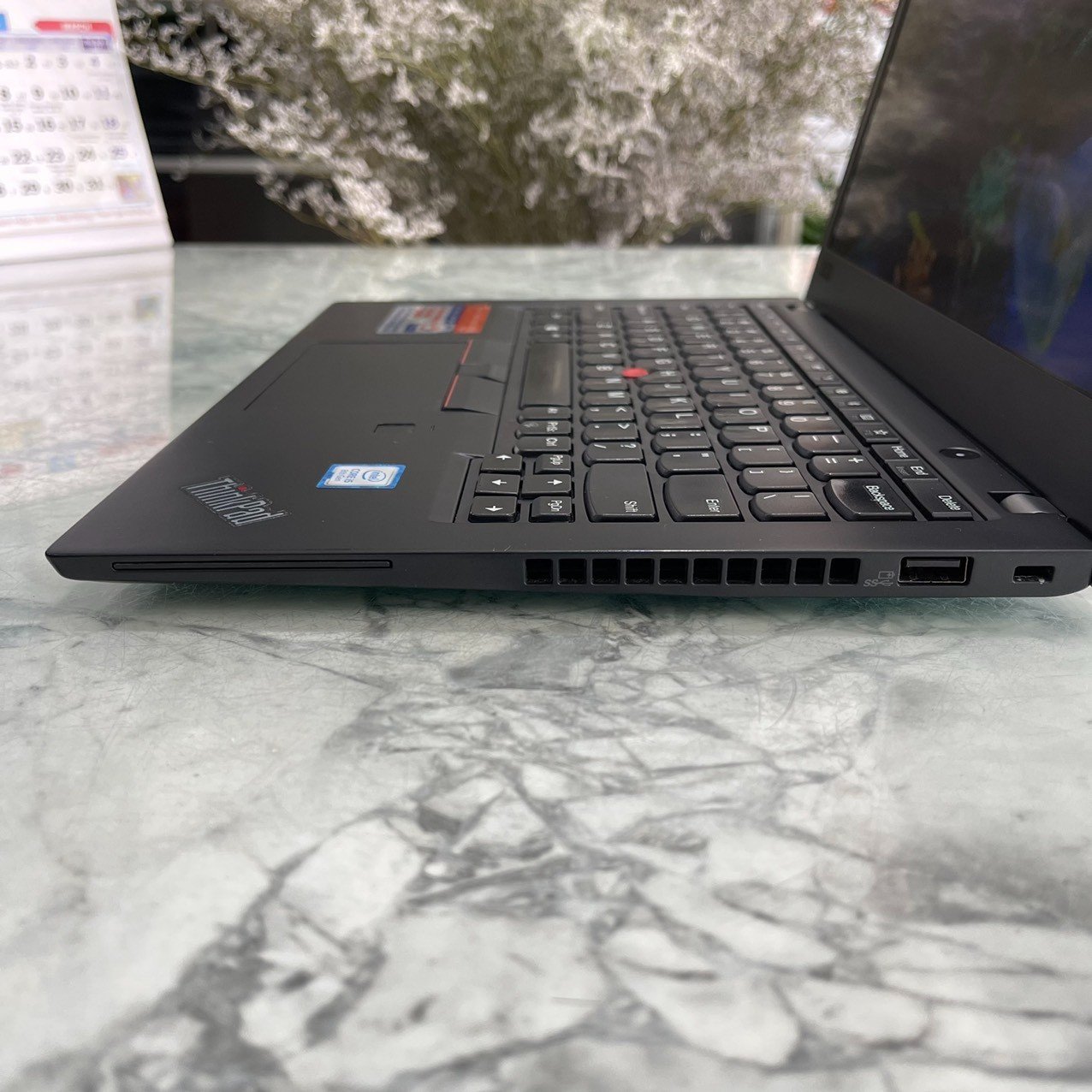Lenovo Thinkpad X280 Core I5–8350U Ssd 512gb Ram 16gb  Màn Hình 12,5″ Inch