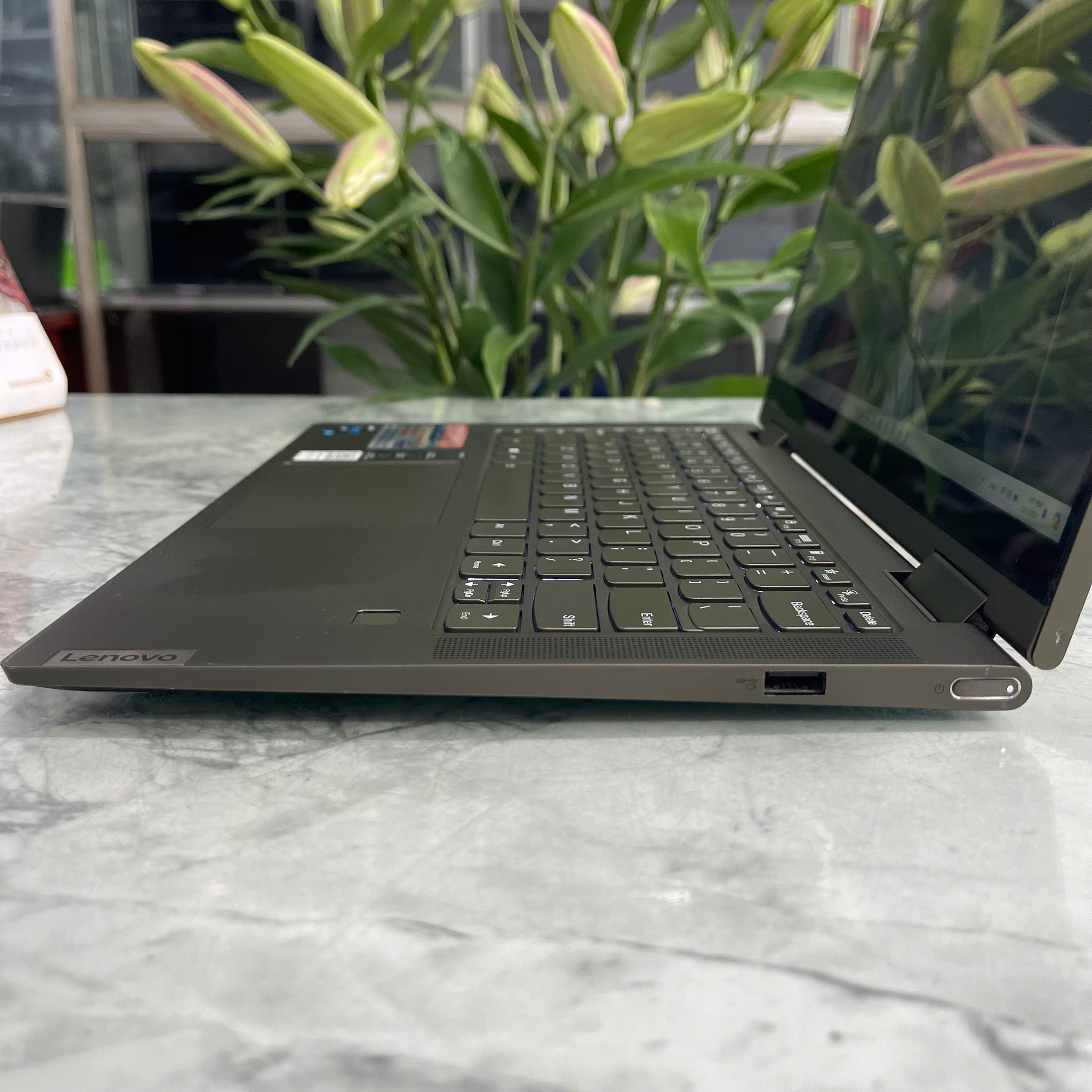 Lenovo Yoga 7 14ITL5 Core™ I7-1165G7 Ram 8Gb Ssd 512Gb Màn hình 14.0" FHD IPS TouchScreen Xoay Gập 360º