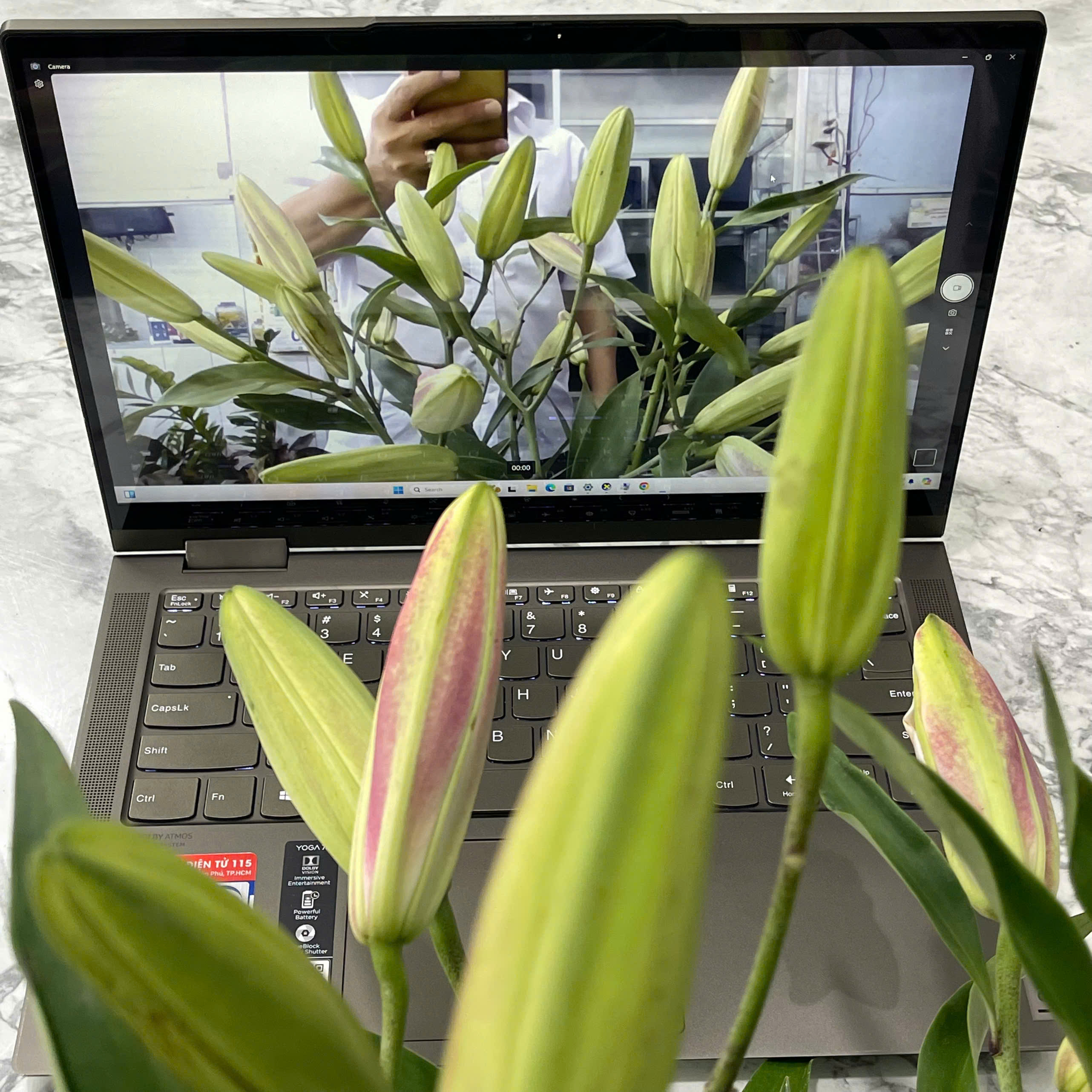 Lenovo Yoga 7 14ITL5 Core™ I7-1165G7 Ram 8Gb Ssd 512Gb Màn hình 14.0" FHD IPS TouchScreen Xoay Gập 360º