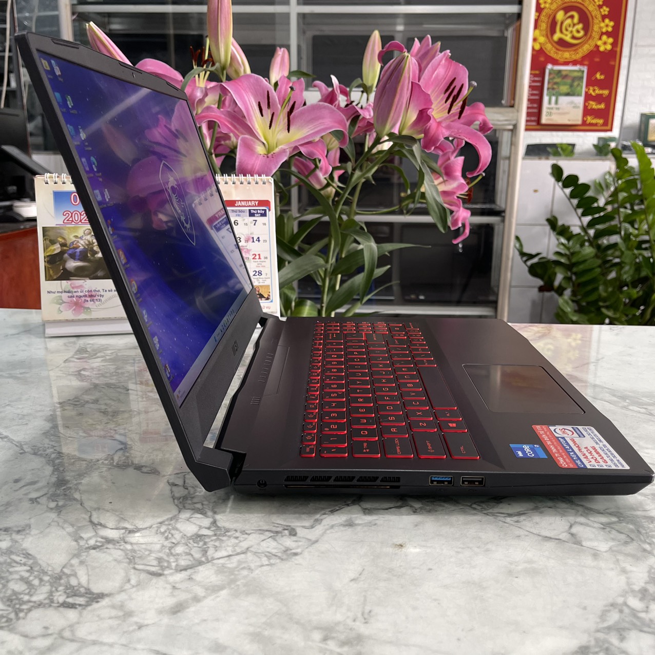 MSI Katana GF66 11UC-641VN Máy LikeNew 99%  Core I7-11800H Ram 8gb Ssd 512gb Card RTX 3050 4GB GDDR6 Màn Hình 15.6 Inch IPS Fhd 144Hz