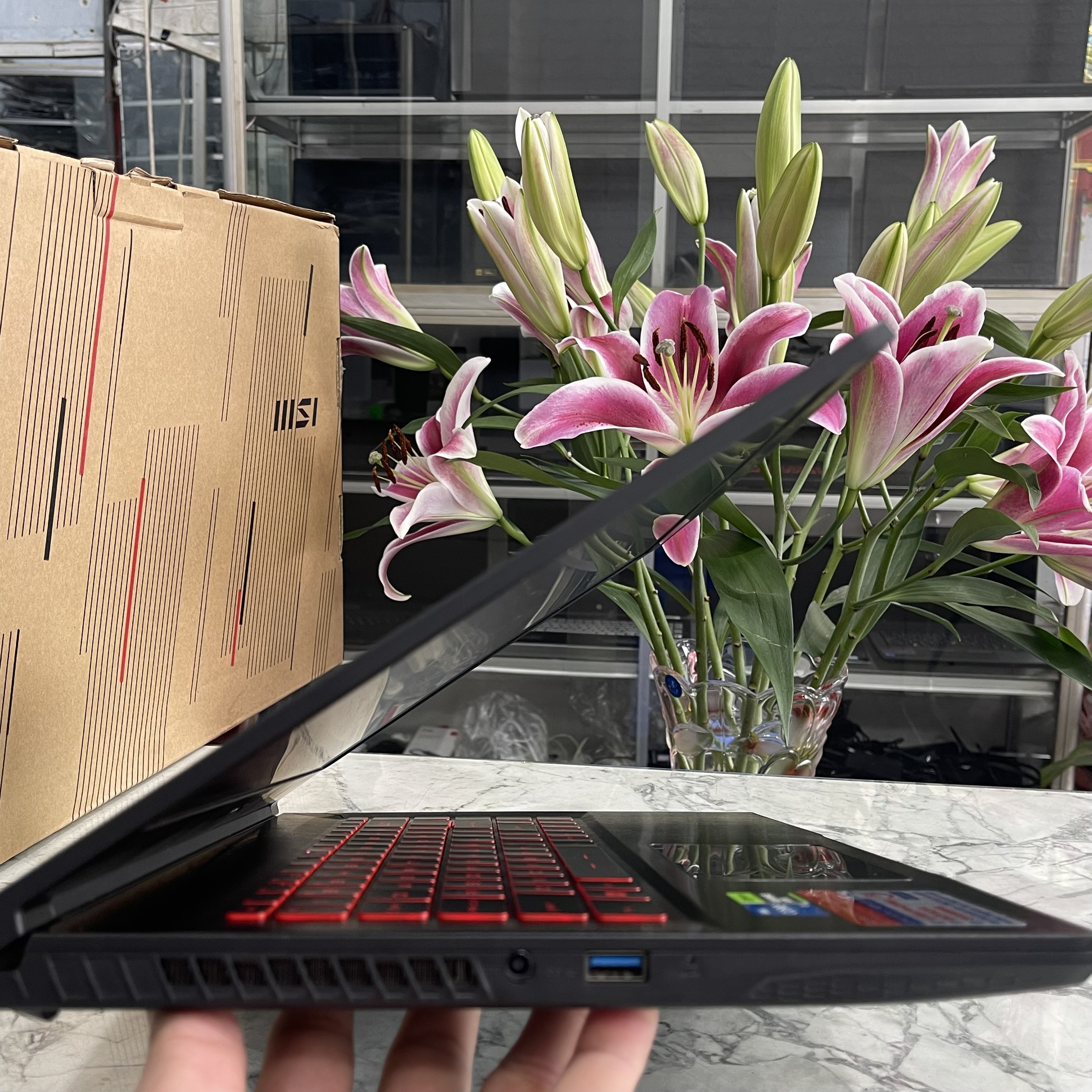 MSI Thin GF63 12UCX-841VN Core™ I5-12450H Ram 8Gb Ssd 512Gb Card RTX™ 2050 4GB Màn Hình 15.6 Inch IPS Fhd 144Hz